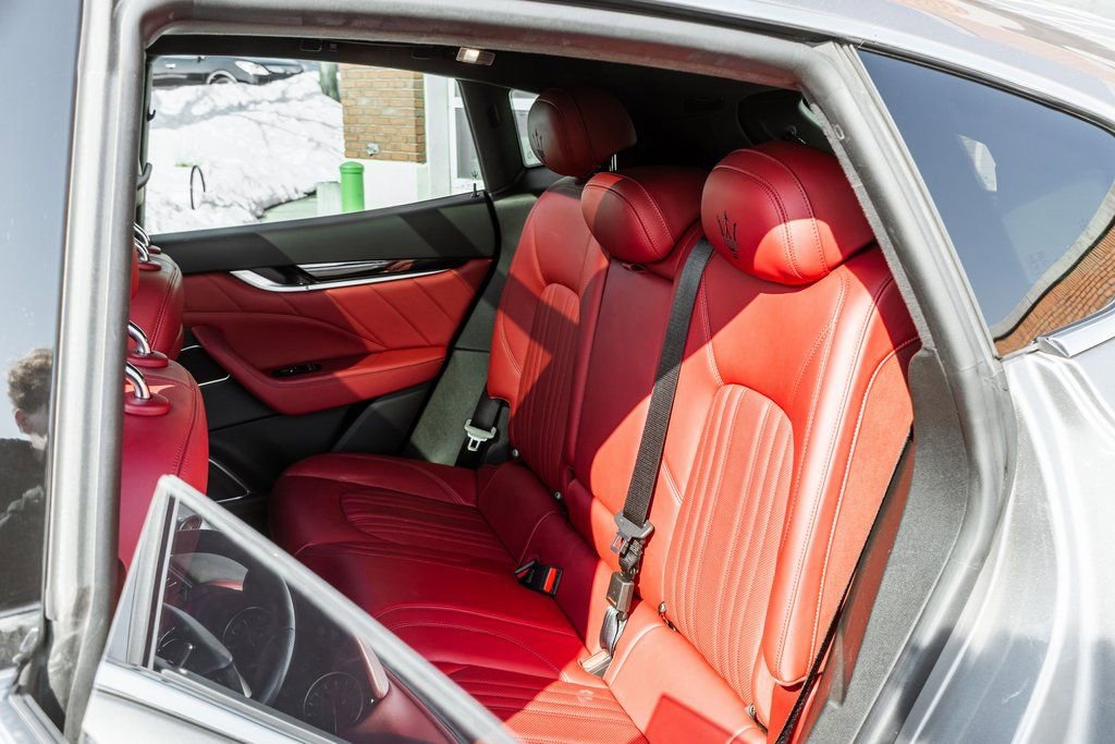 Used 2022 Maserati Levante GT image 33