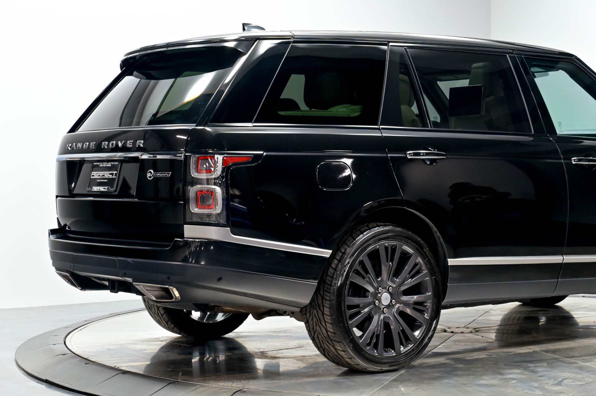 Used 2022 Land Rover Range Rover SV Autobiography Dynamic AWD/4WD image 17