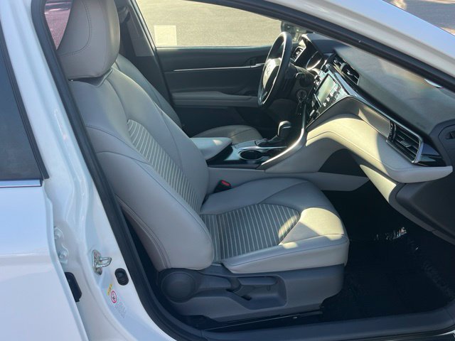 Used 2019 Toyota Camry SE w/ Protection Package (Q2) FWD image 10