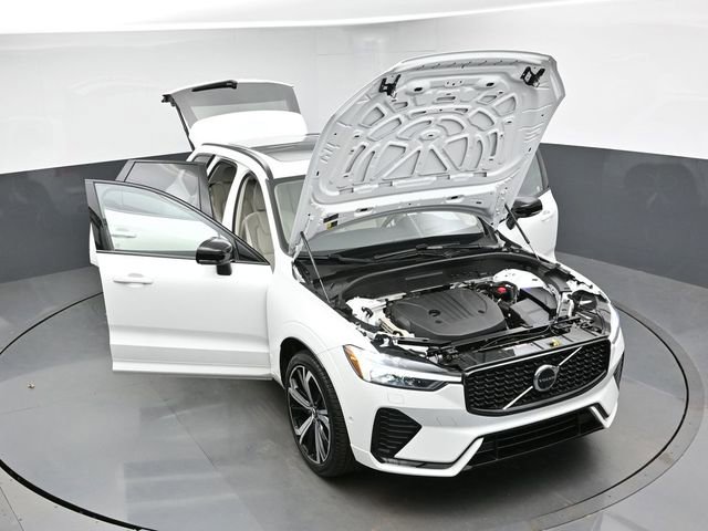 Used 2025 Volvo XC60 B5 Ultra w/ Protection Package Premier AWD/4WD image 52