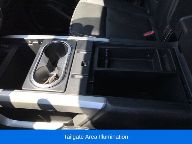 Used 2018 Nissan Titan PRO-4X w/ Pro-4x Convenience Package AWD/4WD image 16