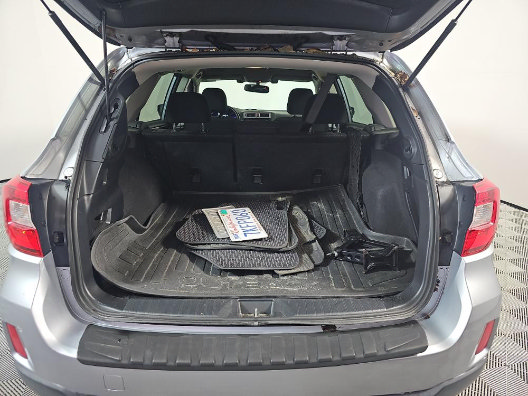 Used 2015 Subaru Outback 2.5i Premium AWD/4WD image 6