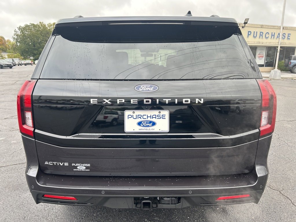 New 2025 Ford Expedition Active image 6