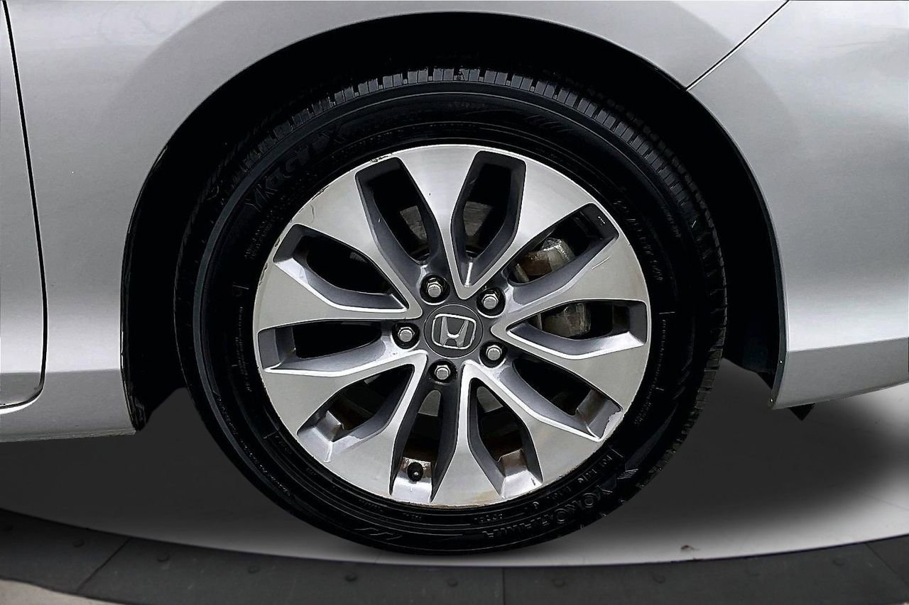 Used 2015 Honda Accord EX-L image 33