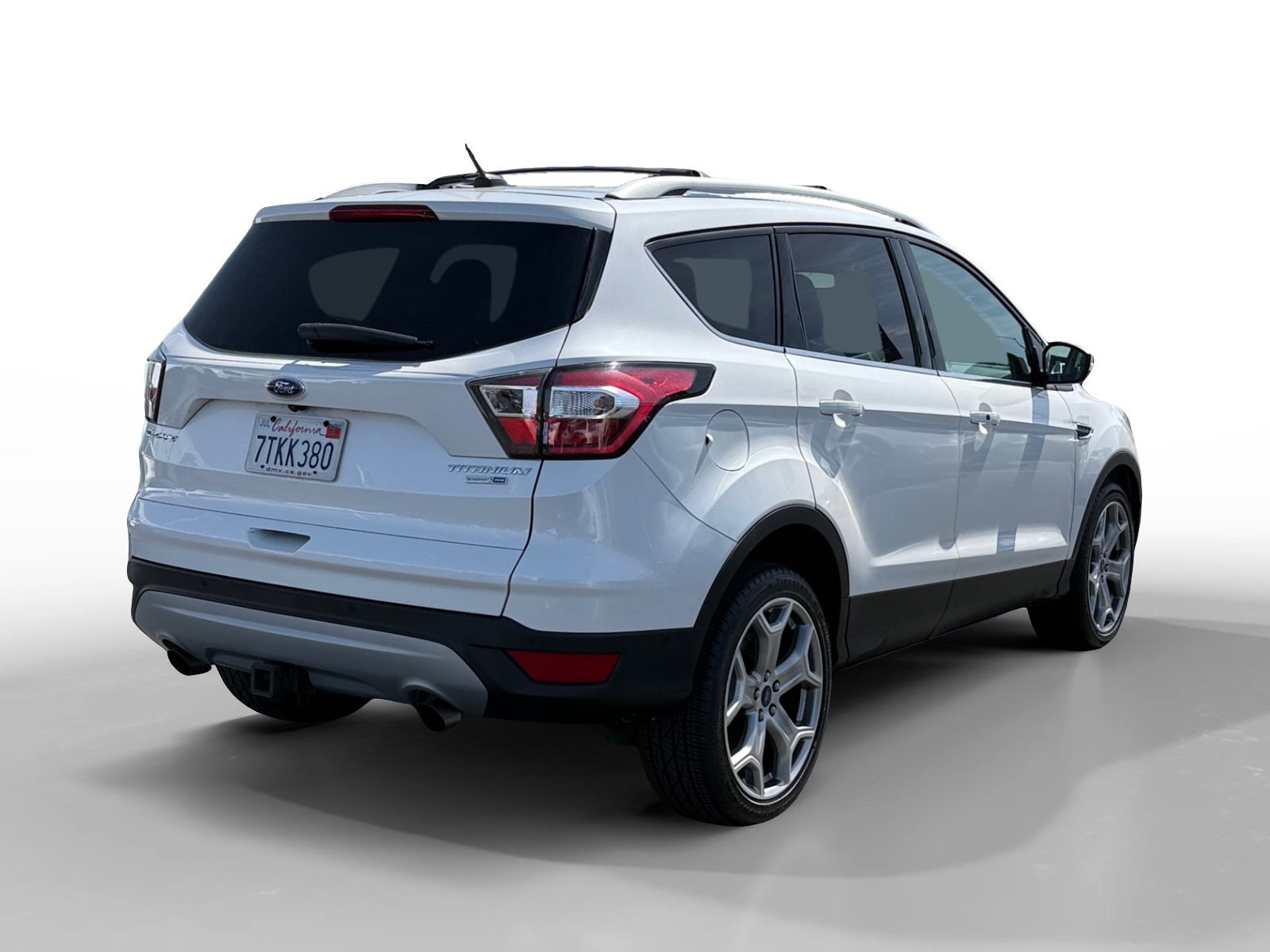 Used 2017 Ford Escape Titanium w/ Equipment Group 301A AWD/4WD image 5
