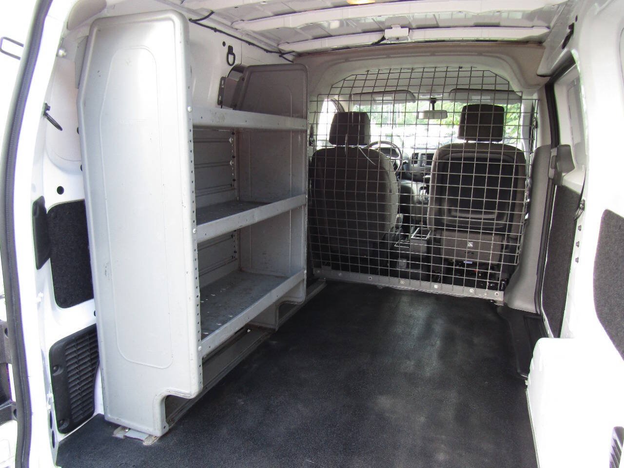 Used 2021 Nissan NV200 S w/ Back Door Glass Package FWD image 23