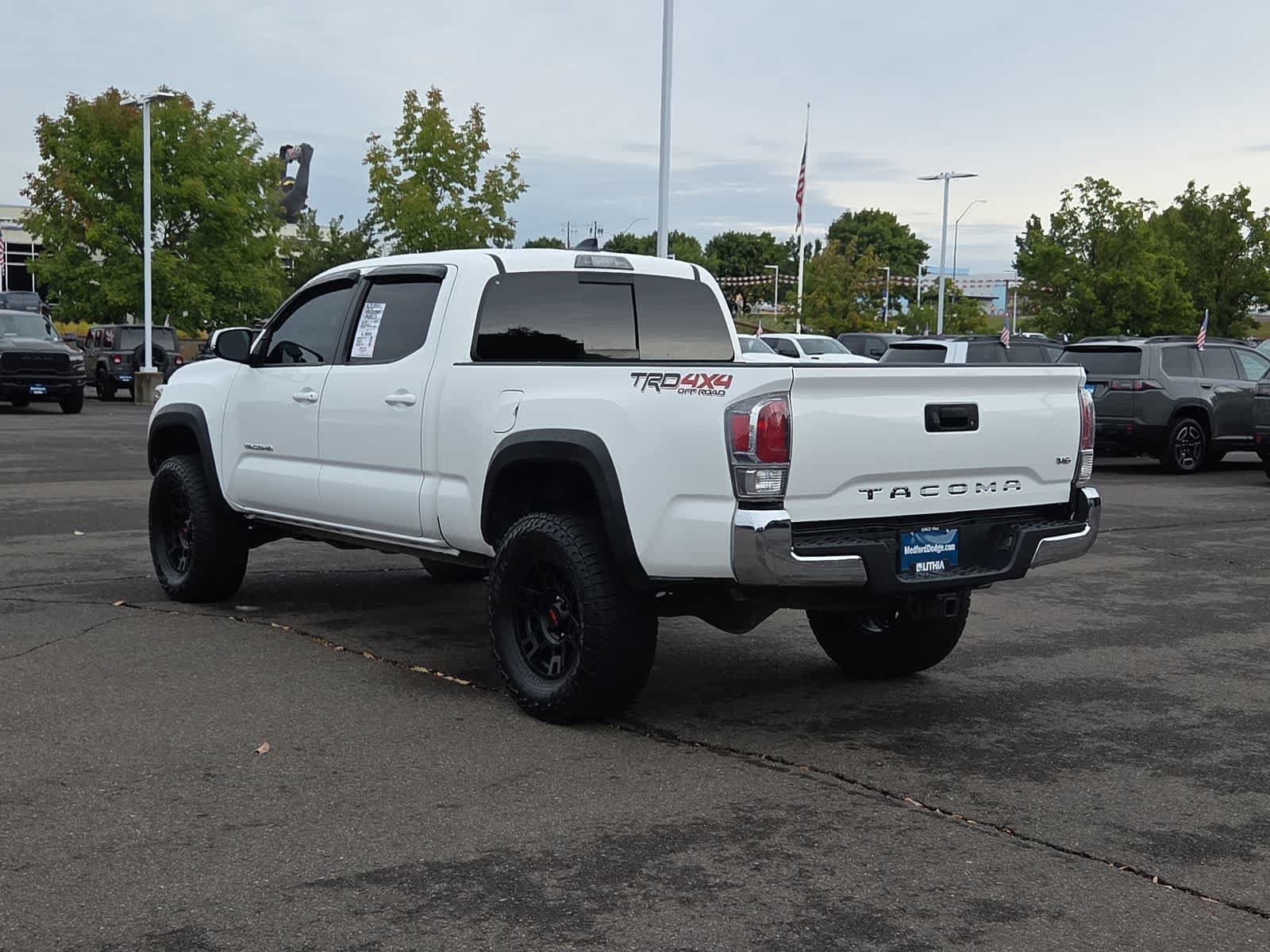 Used 2023 Toyota Tacoma TRD Off-Road AWD/4WD image 12