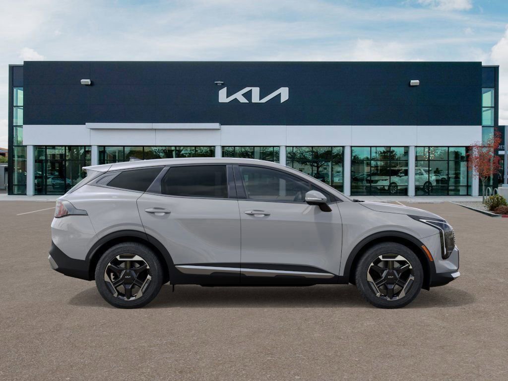 New 2026 Kia Sportage S image 7