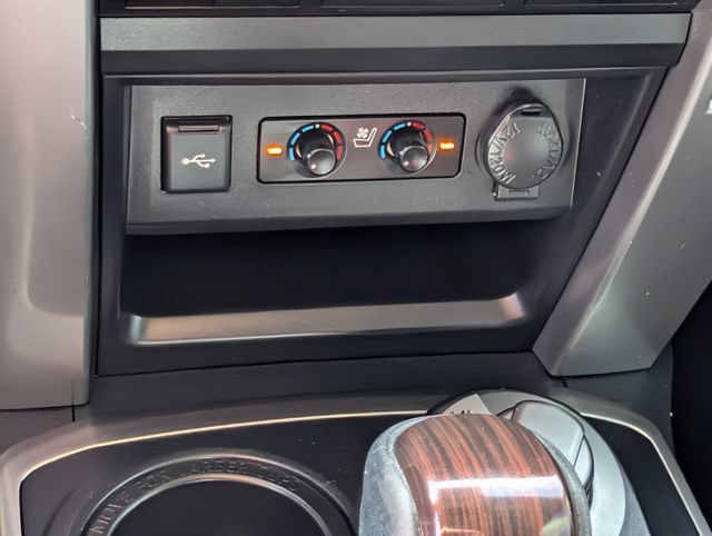Used 2022 Toyota 4Runner Limited AWD/4WD image 18