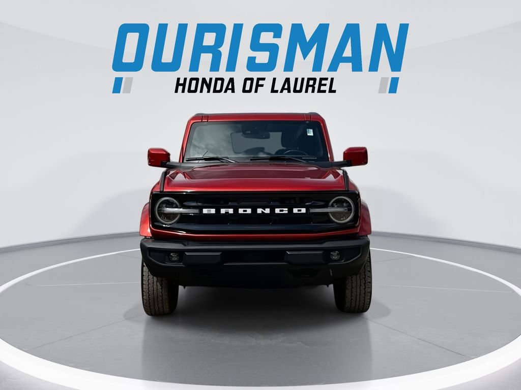 Used 2023 Ford Bronco Outer Banks image 3