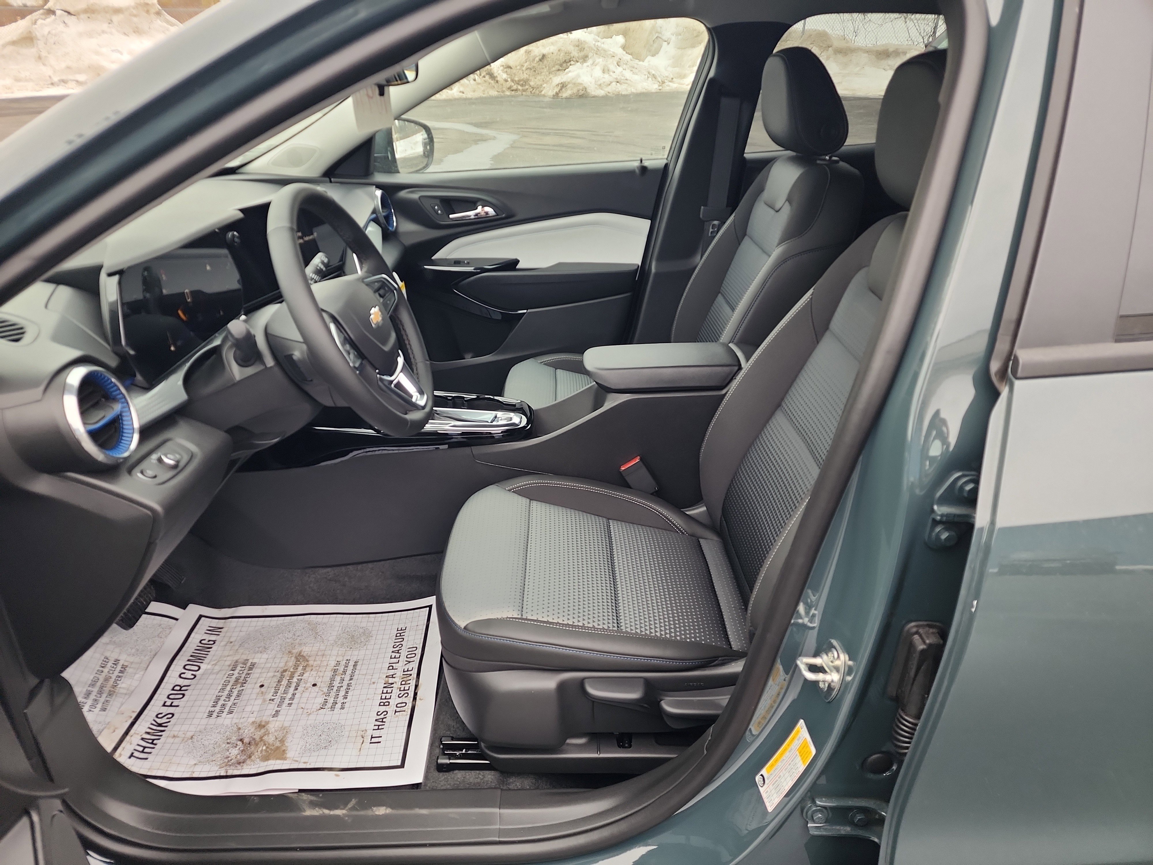 New 2026 Chevrolet Trax LT w/ LT Convenience Package image 11