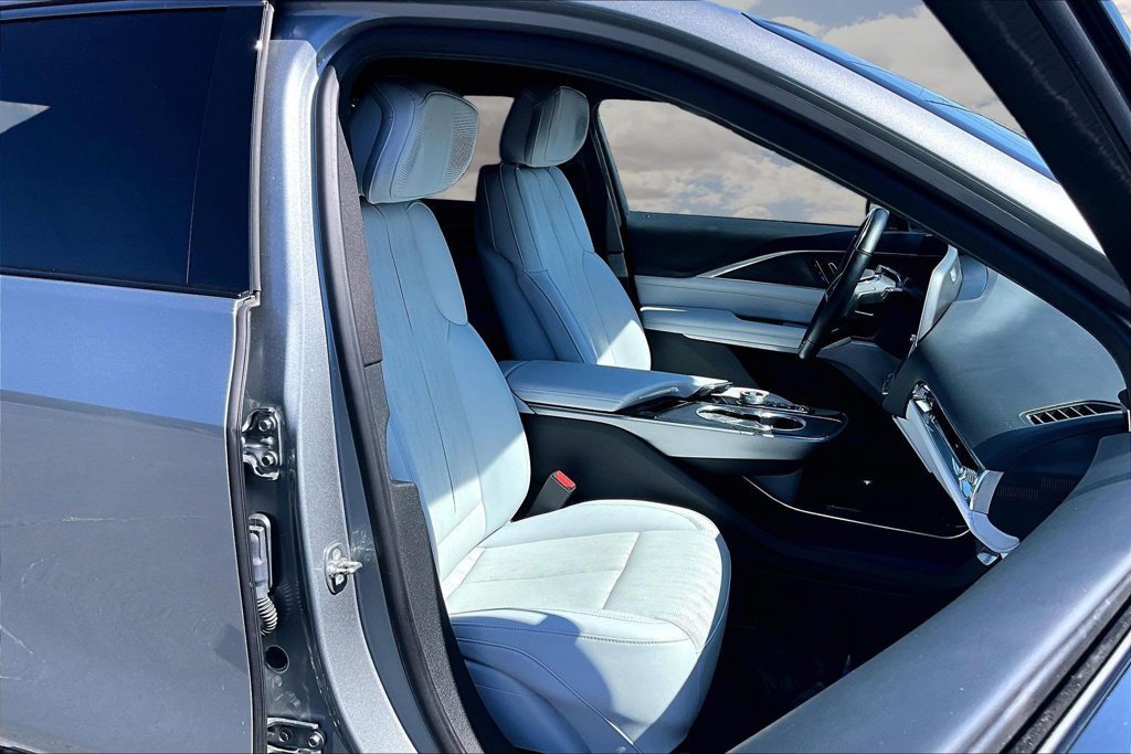 Certified 2024 Cadillac Lyriq Sport AWD/4WD image 29