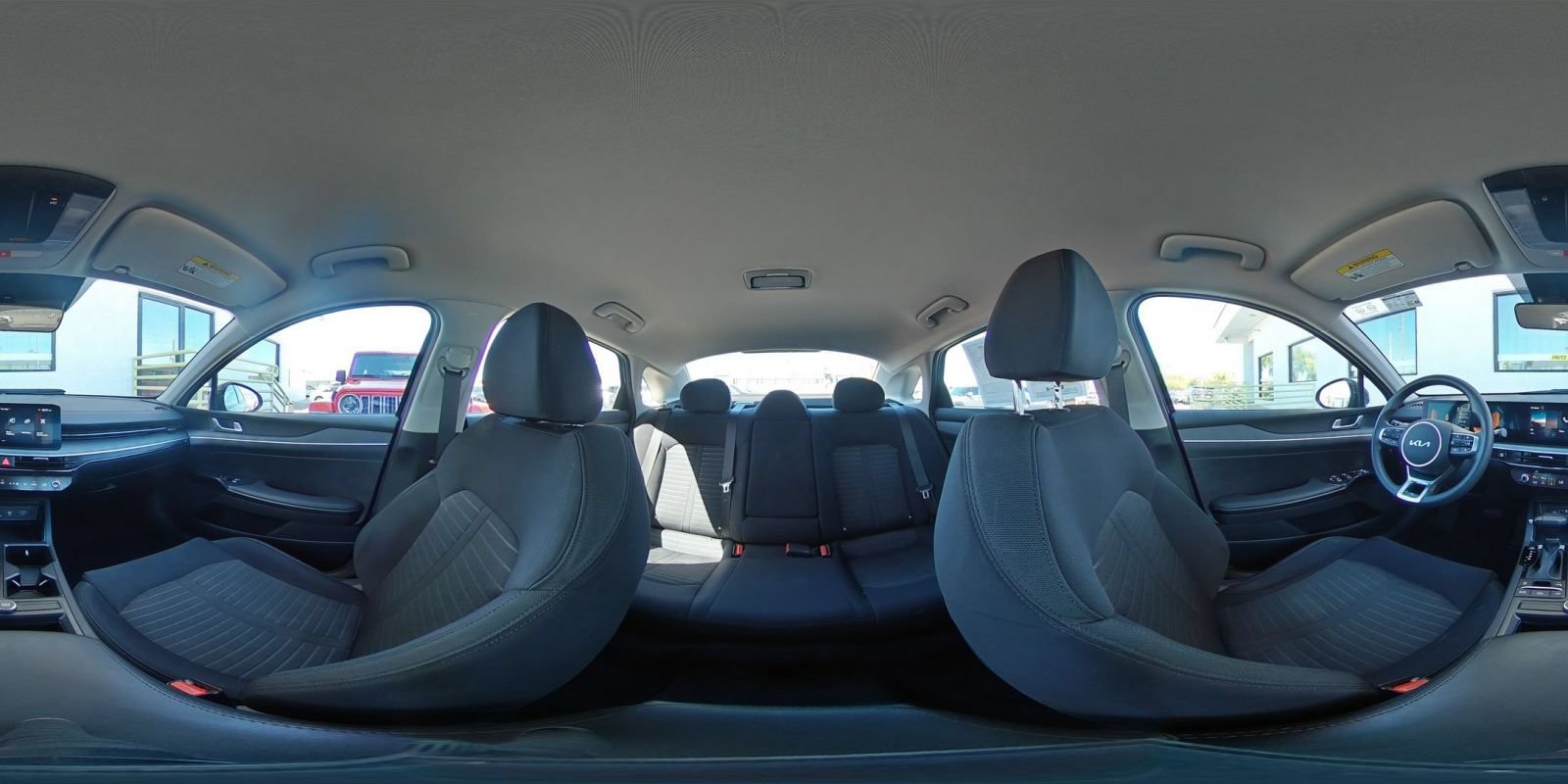 Used 2025 Kia K5 LXS FWD image 40