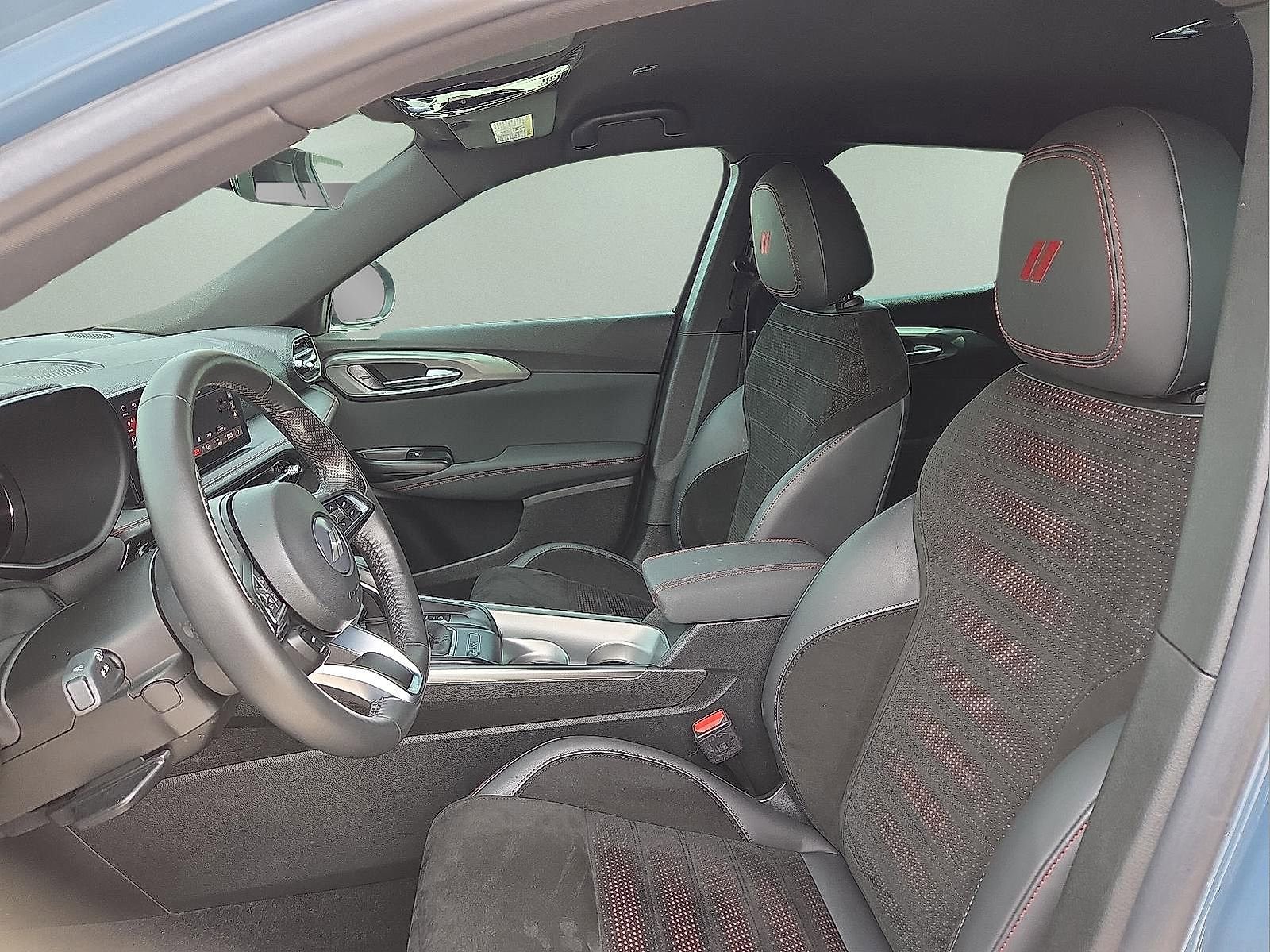 Used 2024 Dodge Hornet GT AWD/4WD image 13