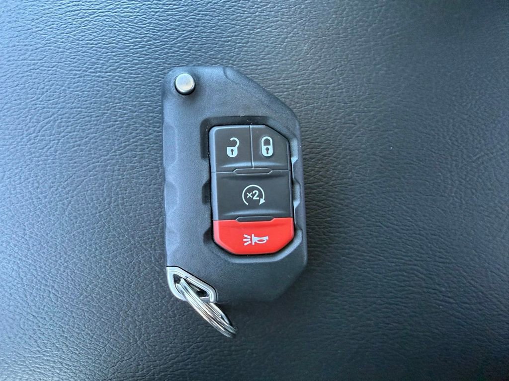 Certified 2024 Jeep Gladiator Rubicon AWD/4WD image 27