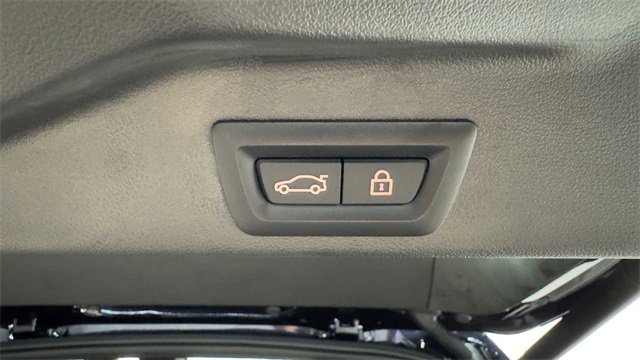 Used 2023 BMW X5 xDrive45e w/ M Sport Package image 35