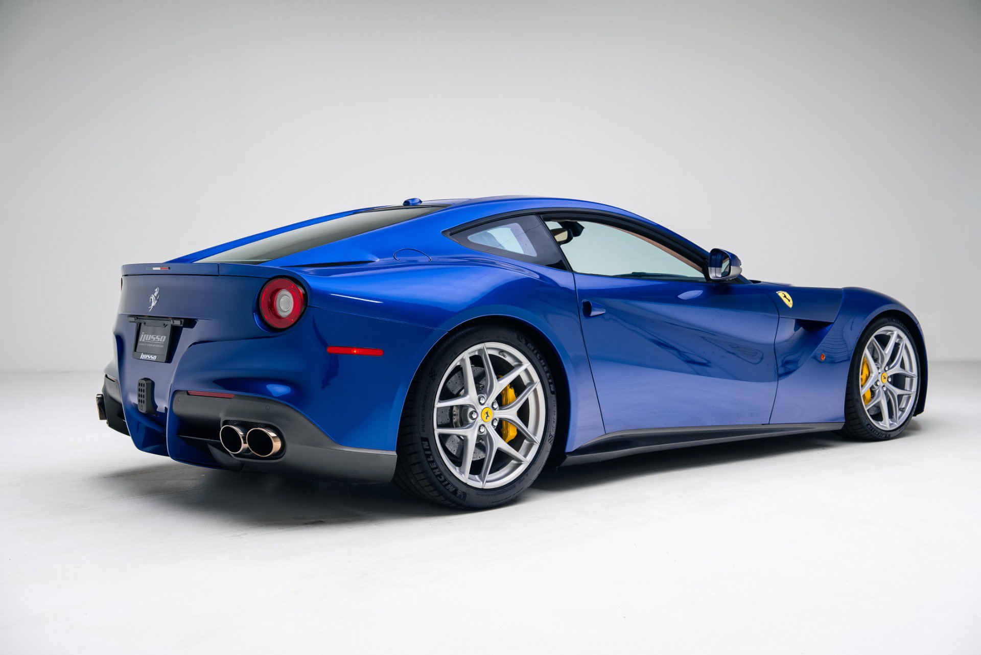 Used 2016 Ferrari F12 Berlinetta RWD image 23