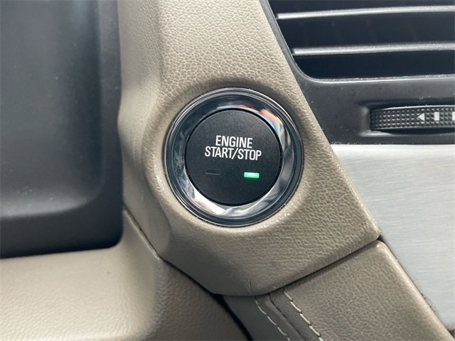 Used 2020 GMC Yukon XL SLT w/ Premium Edition image 16