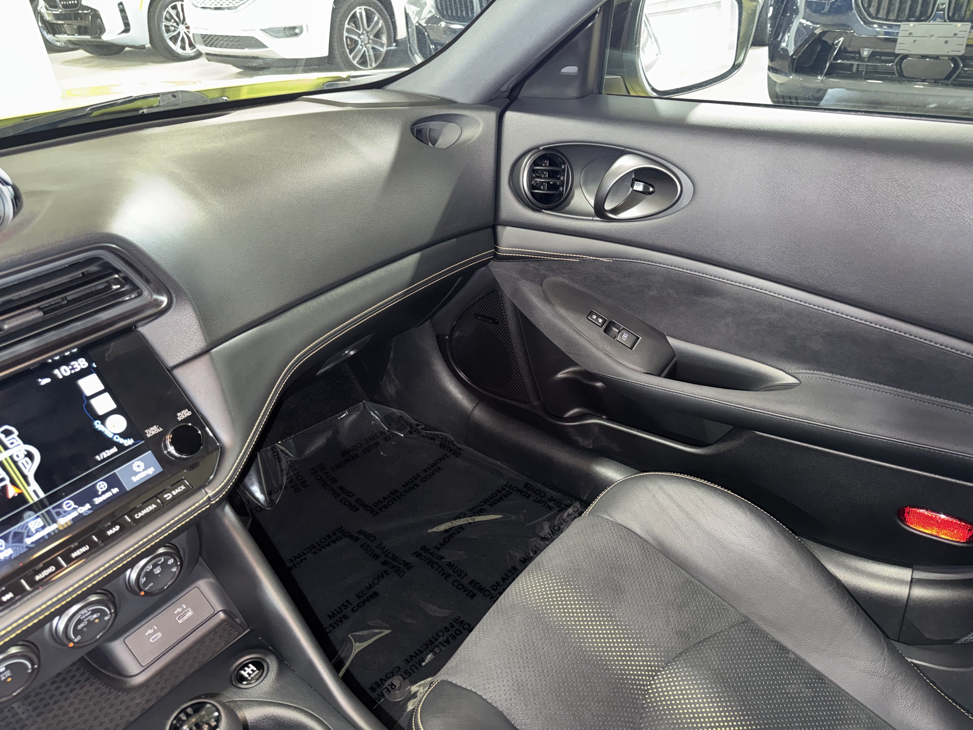 Used 2023 Nissan Z w/ Floor Mat Package (L93) RWD image 27
