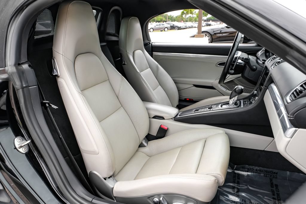 Used 2018 Porsche 718 Boxster S RWD image 36