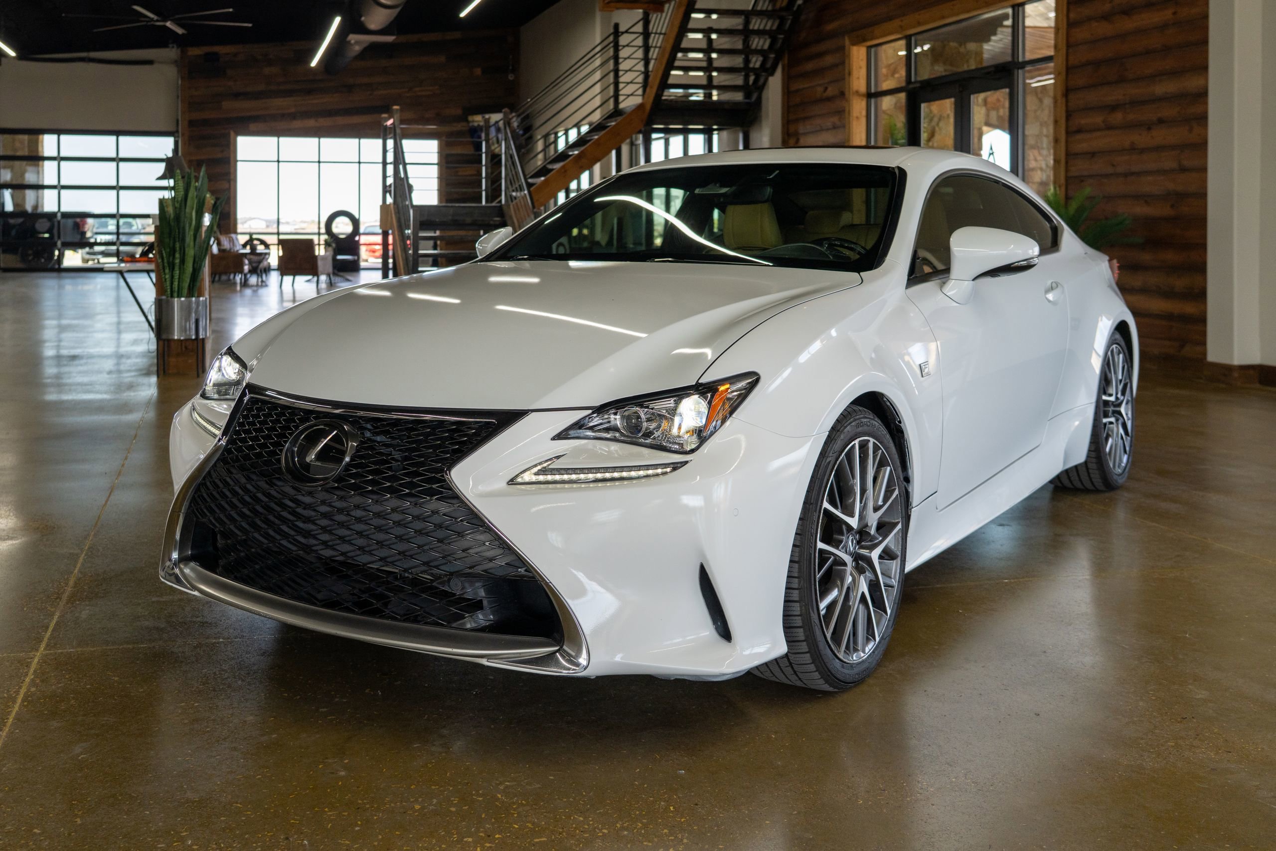 Used 2018 Lexus RC 300 F Sport image 2