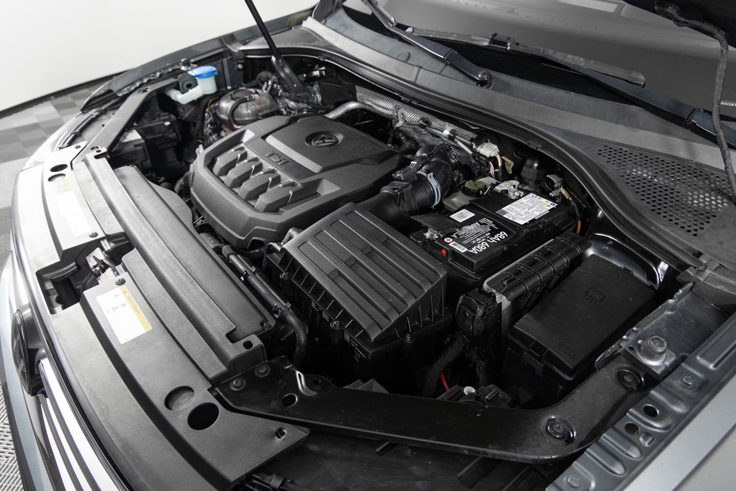 Used 2022 Volkswagen Tiguan SE image 43