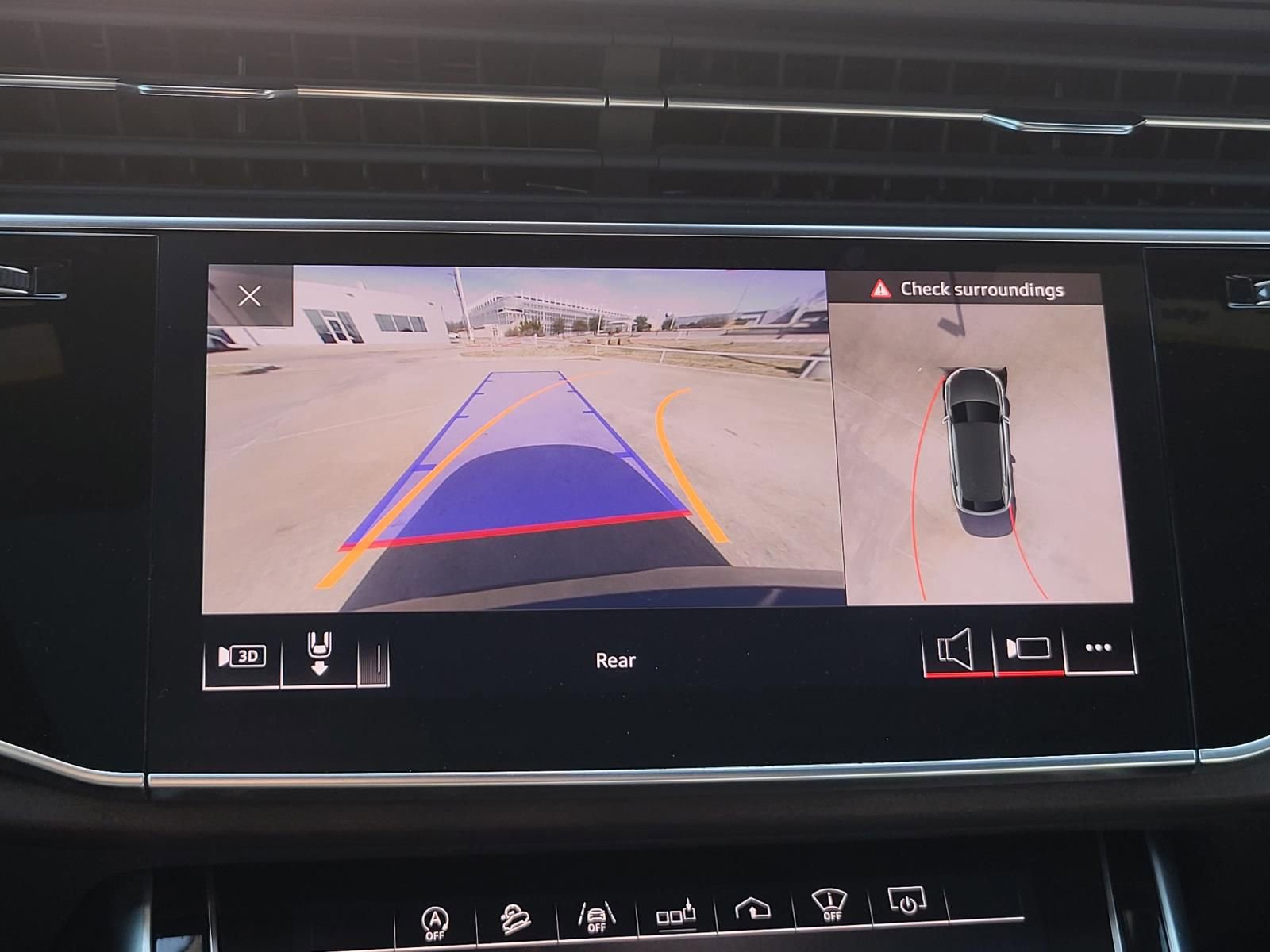 Used 2019 Audi Q8 Prestige w/ Year 1 Package image 31