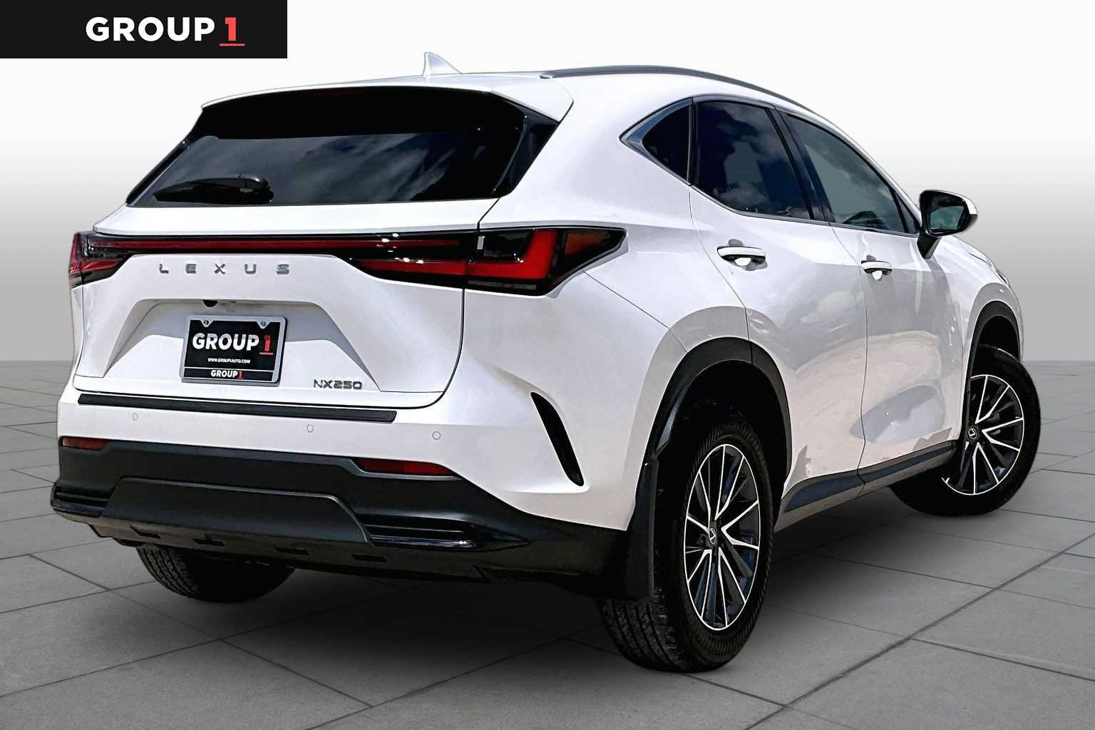 Used 2025 Lexus NX 250 FWD w/ Towing Package (2000 Lbs) image 11