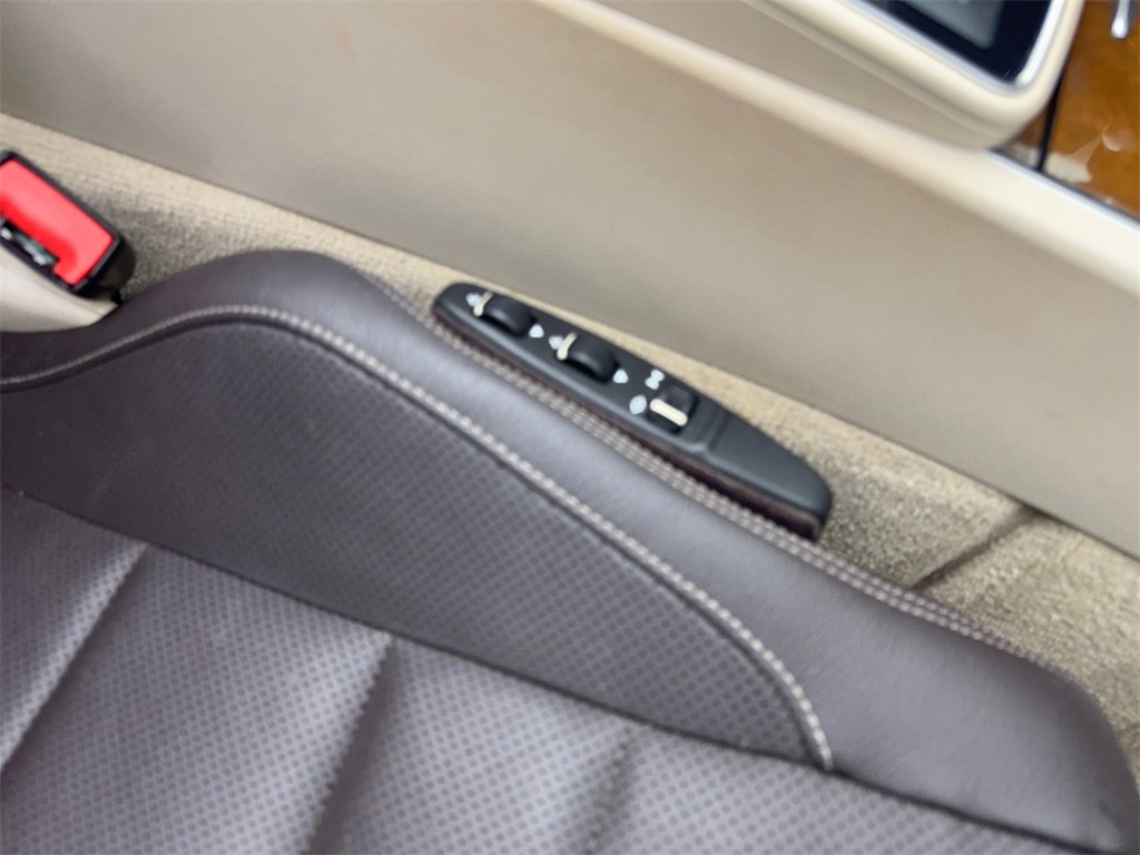 Used 2016 Mercedes-Benz E 400 Cabriolet image 48