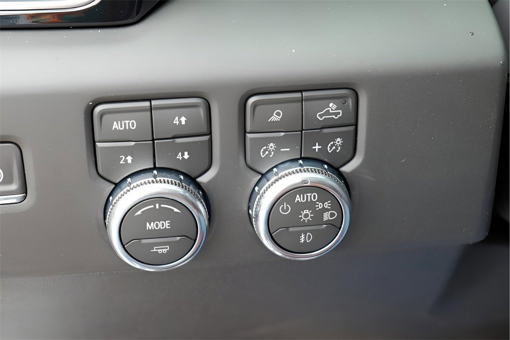 New 2026 GMC Sierra 3500 Denali Ultimate image 28