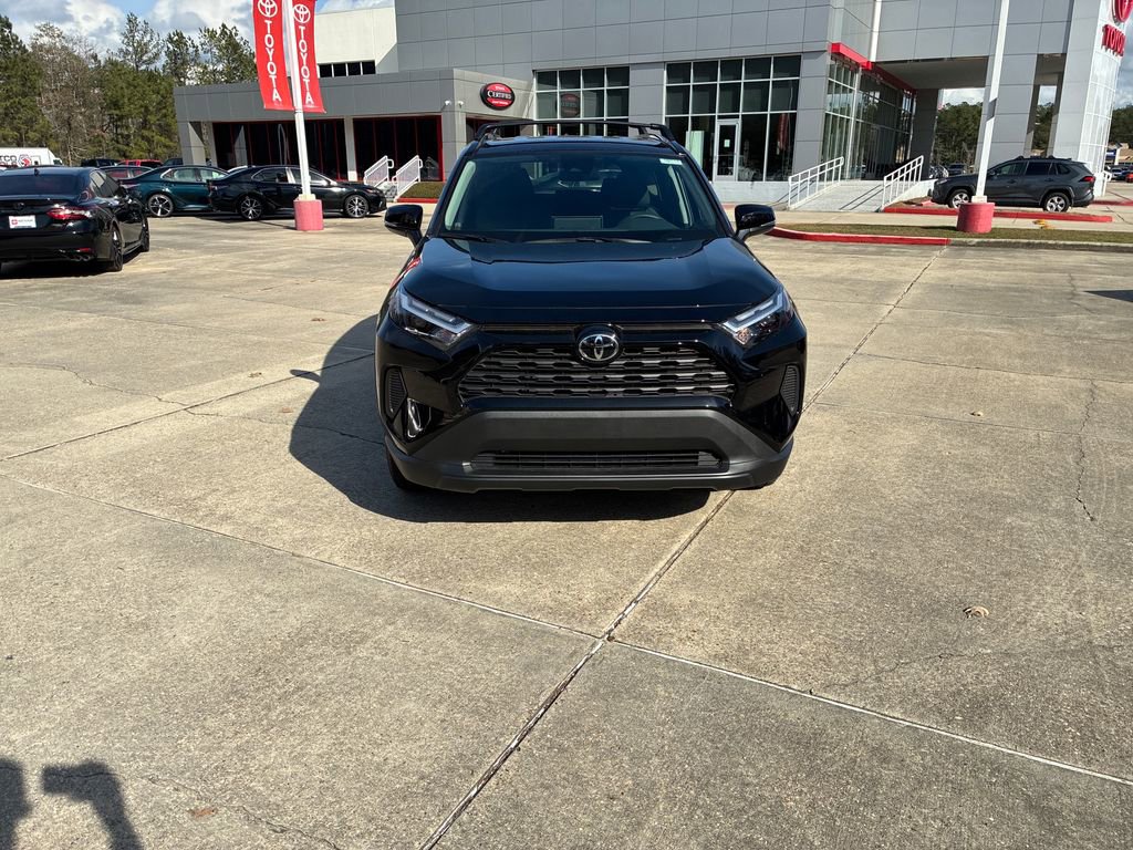 New 2025 Toyota RAV4 XLE image 10