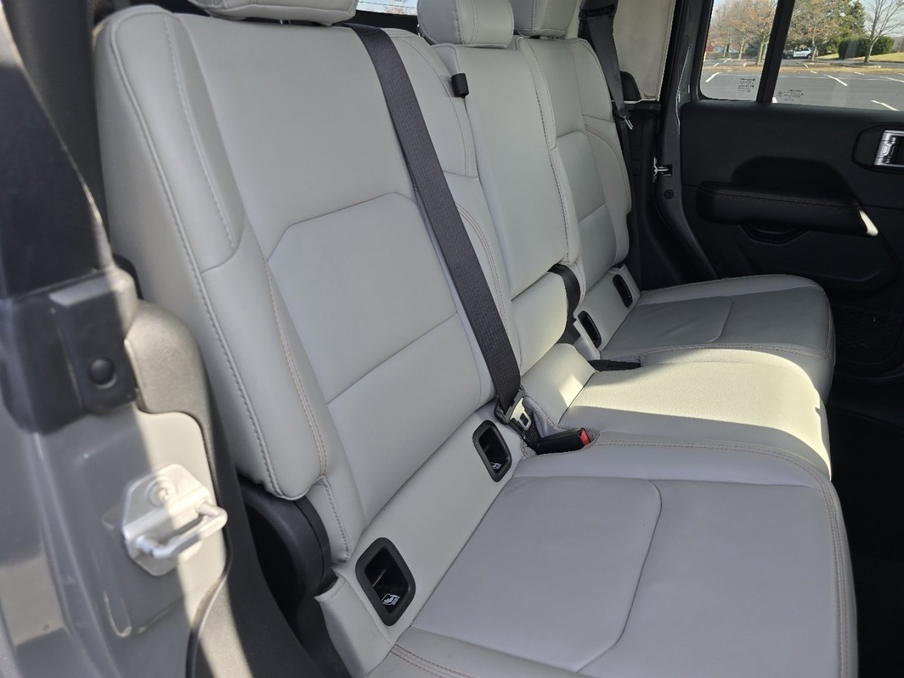 Used 2021 Jeep Gladiator Mojave w/ Dual Top Group image 25