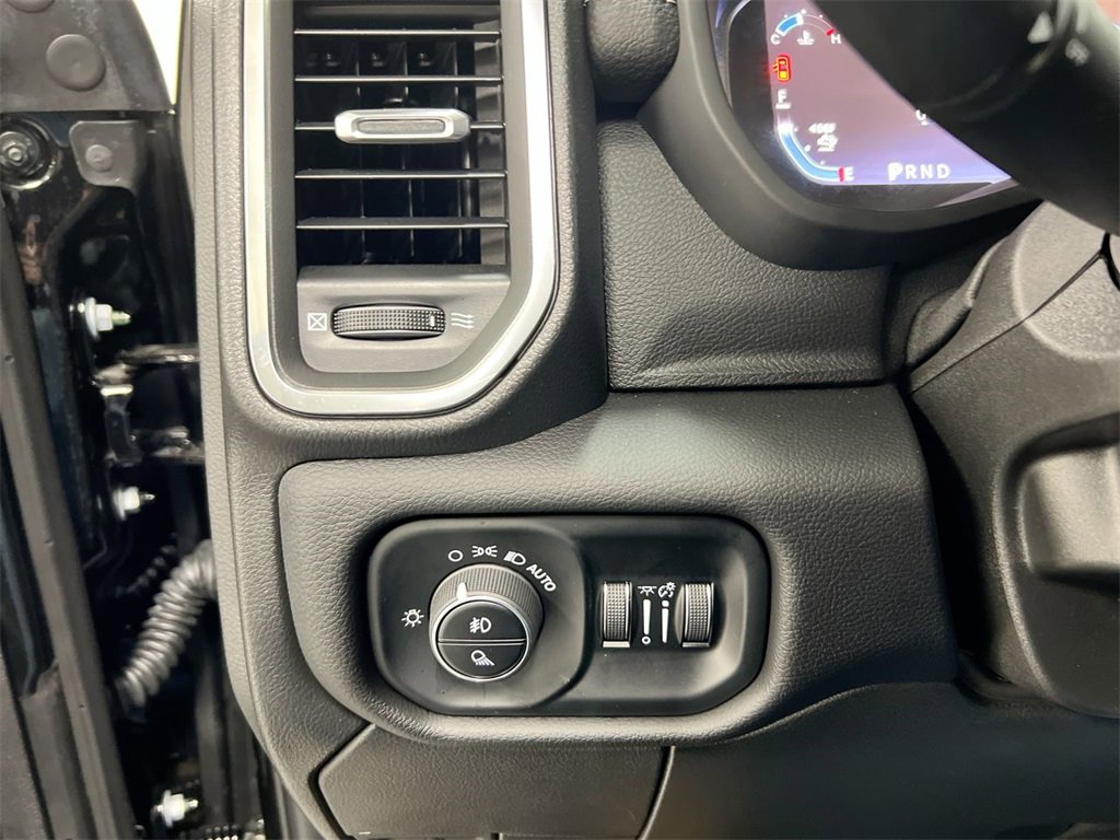 Used 2025 RAM 3500 Laramie image 17