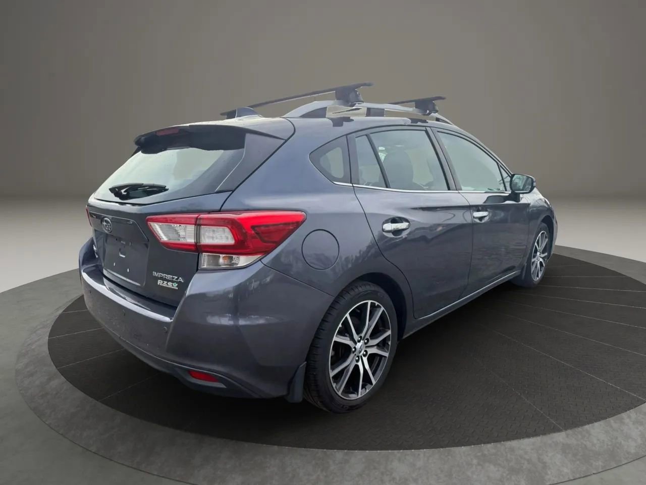 Used 2017 Subaru Impreza 2.0i Limited w/ Moonroof/BSD & Rcta/Eyesight image 5