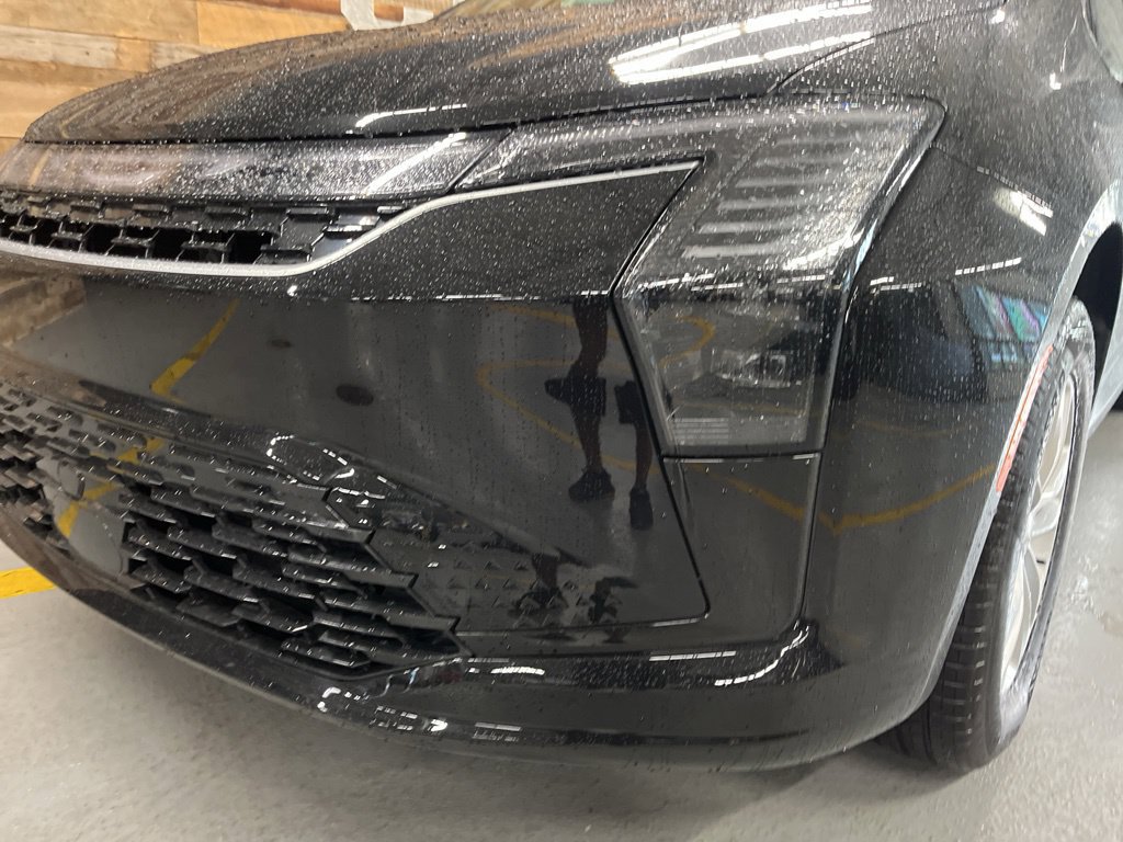 New 2027 Chrysler Pacifica Select AWD/4WD image 10