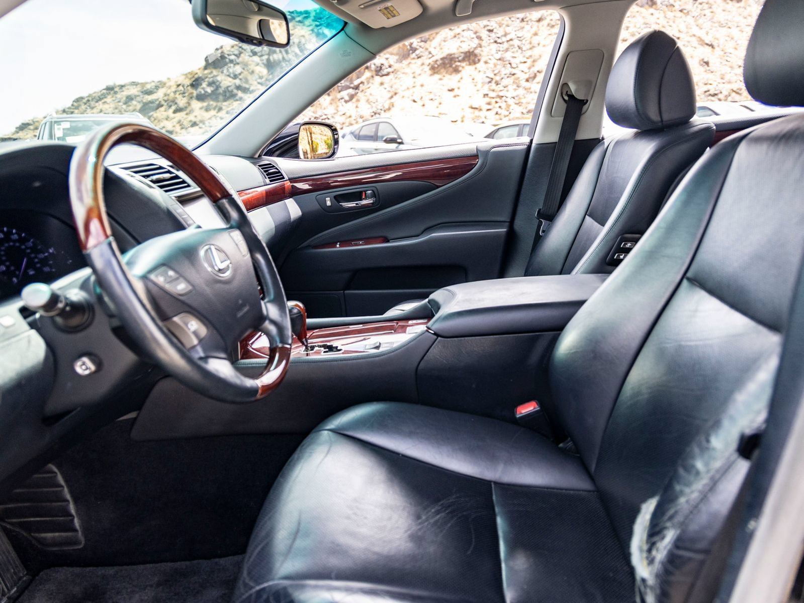 Used 2008 Lexus LS 460 RWD image 10