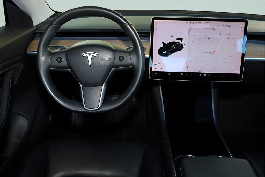 Used 2019 Tesla Model 3 Standard Range Plus RWD image 18