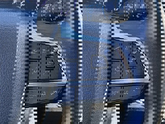 Used 2022 Toyota Highlander Limited image 16