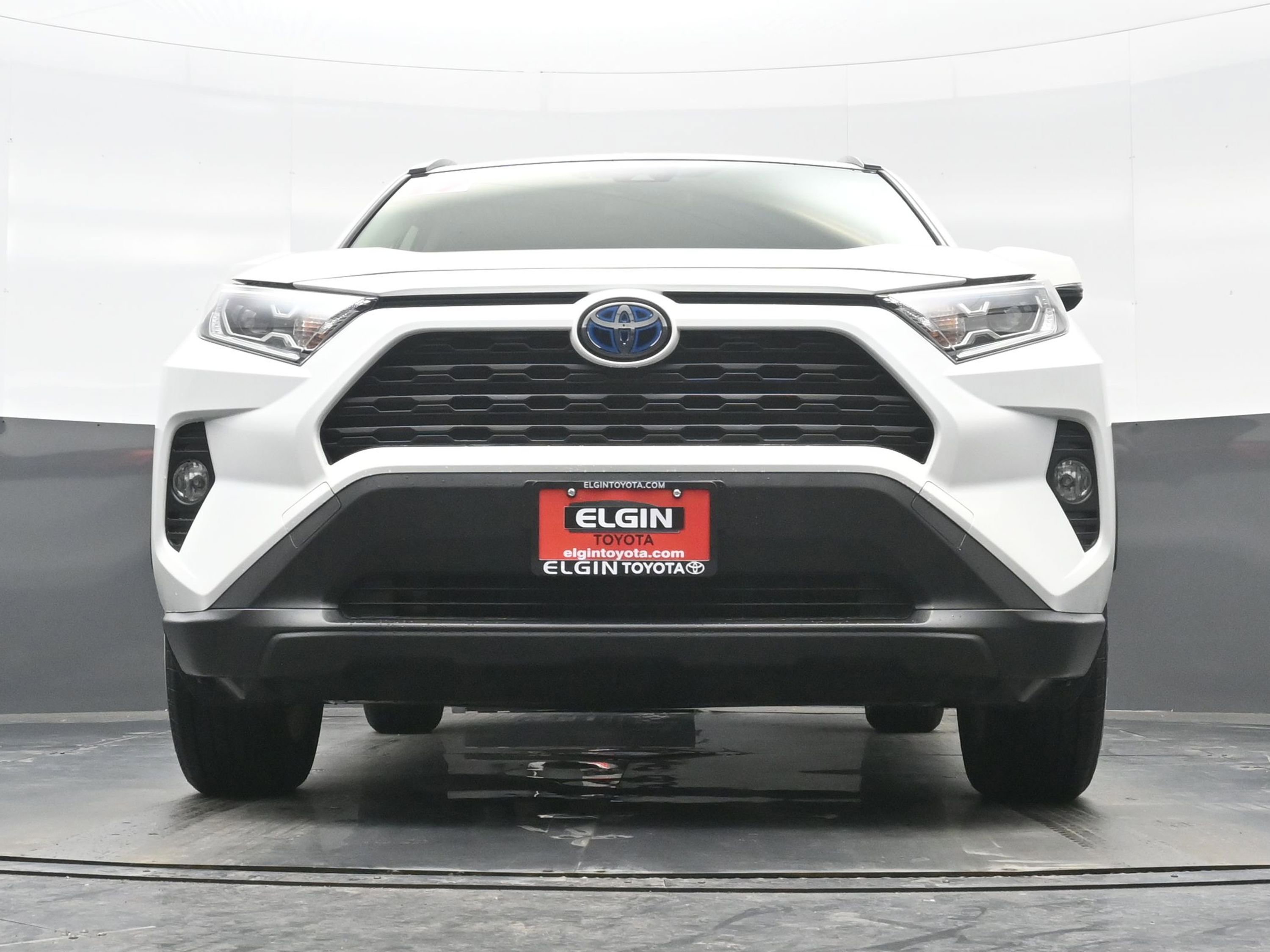 Used 2019 Toyota RAV4 XLE w/ Carpet Mat Package image 27