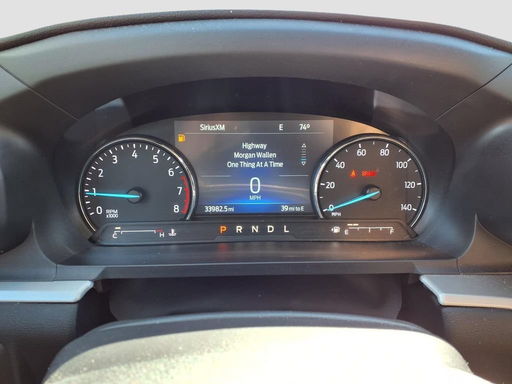 Used 2022 Ford Explorer XLT w/ Equipment Group 202A AWD/4WD image 21