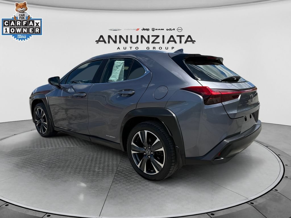 Used 2021 Lexus UX 250h w/ Accessory Package (Z2) AWD/4WD image 3