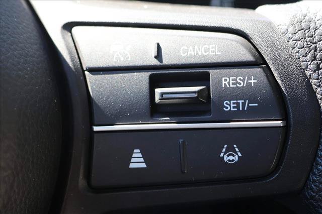 Used 2023 Honda HR-V LX image 16