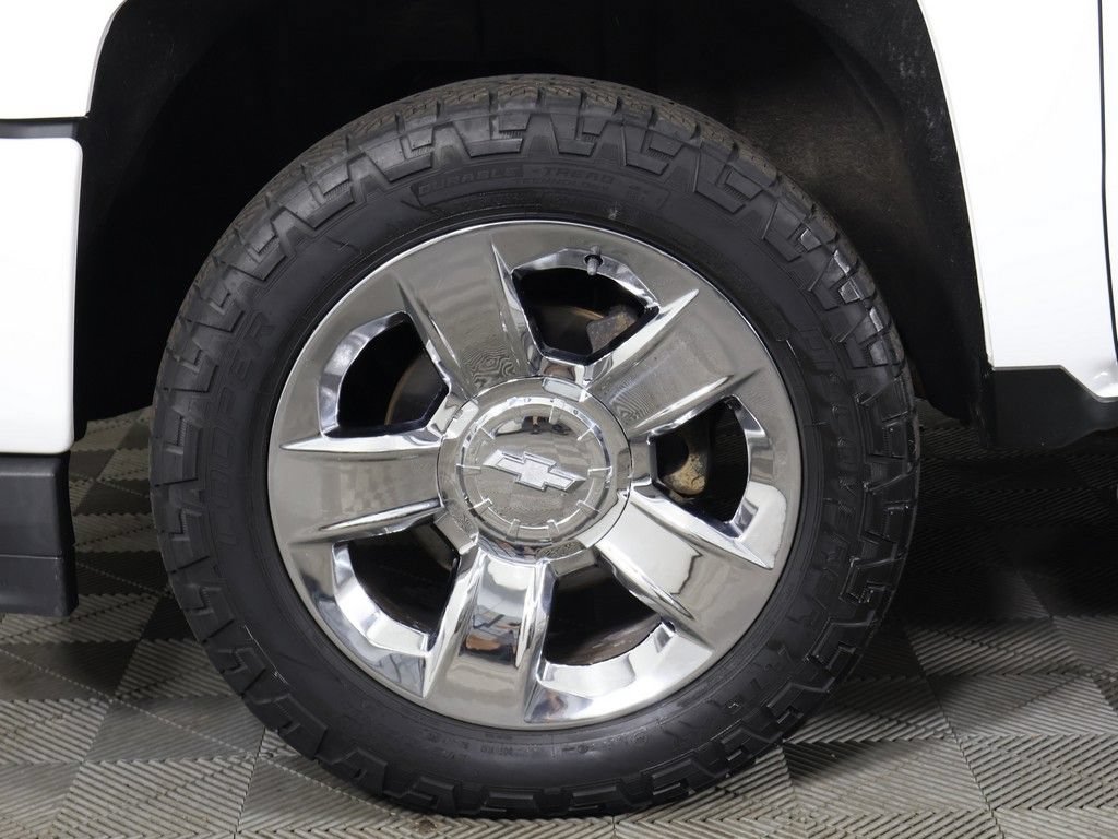 Used 2017 Chevrolet Silverado 1500 LTZ Z71 w/ LTZ Plus Package AWD/4WD image 21