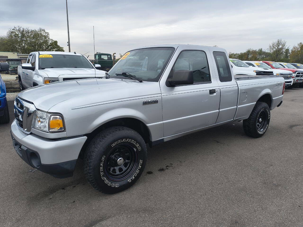 Used 2010 Ford Ranger XLT AWD/4WD image 4