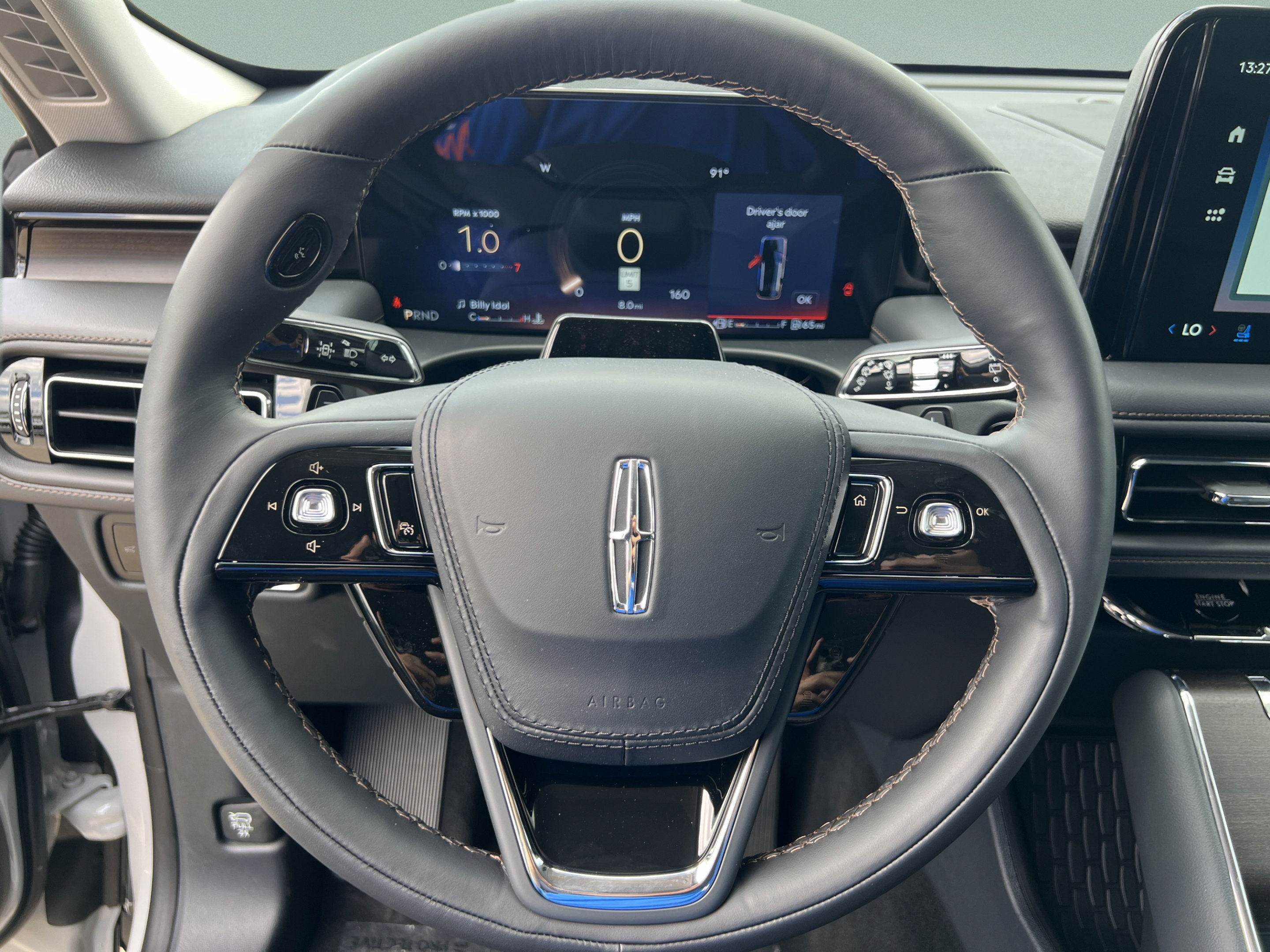 New 2027 Lincoln Aviator Reserve AWD/4WD image 17