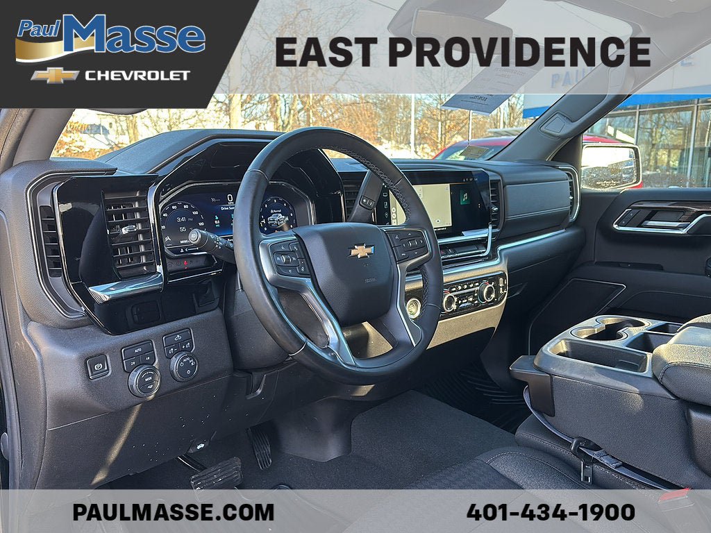 Used 2023 Chevrolet Silverado 1500 LT AWD/4WD image 10
