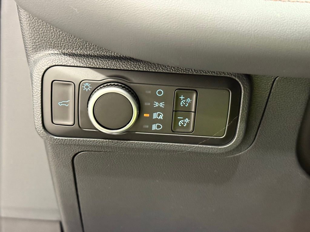 New 2026 Ford Explorer Active image 33