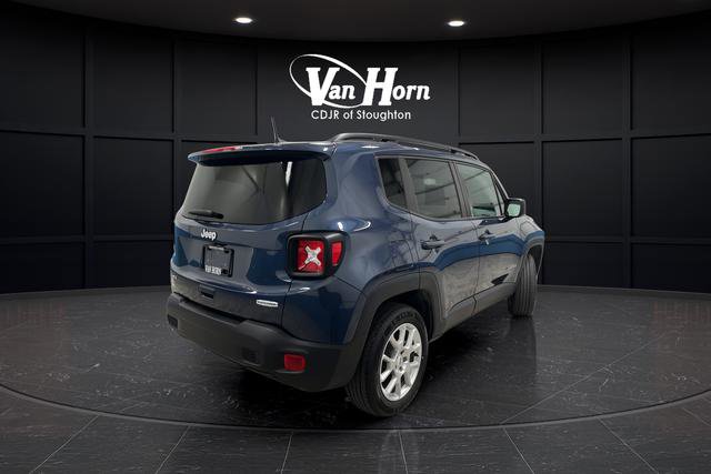 Used 2022 Jeep Renegade Latitude AWD/4WD image 7
