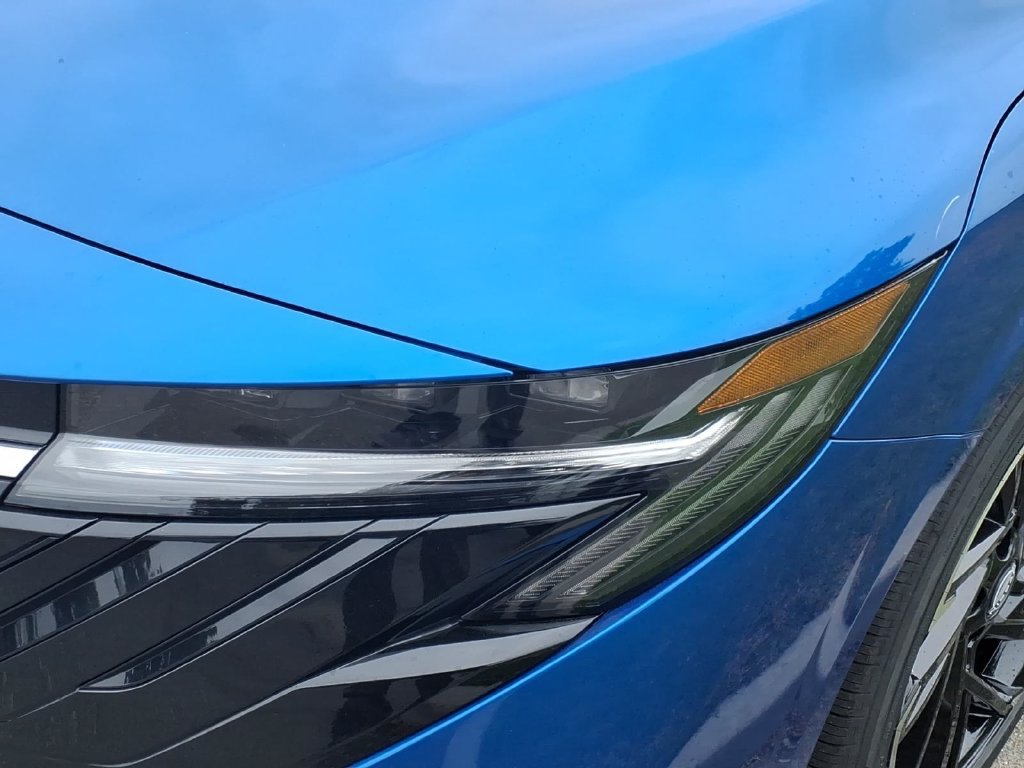 New 2026 Nissan Sentra SR w/ SR Premium Package FWD image 2