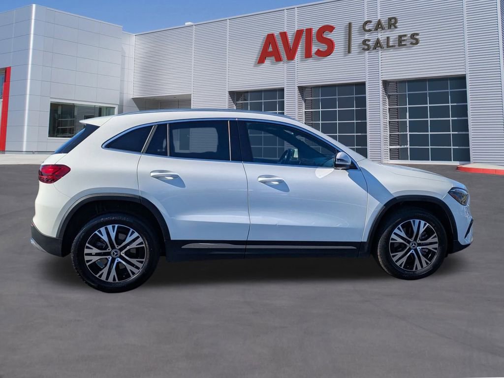 Used 2025 Mercedes-Benz GLA 250 4MATIC image 5
